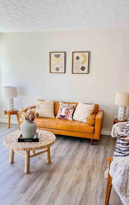 Hébergement de vacances Southern Charm 3br Fire Pit Pool Table 7beds *