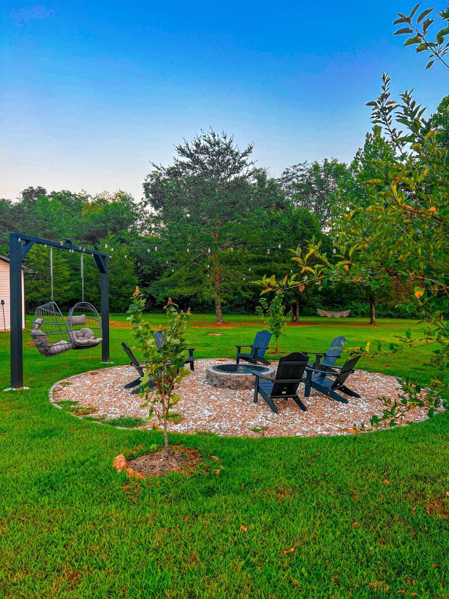 Southern Charm 3br Fire Pit Pool Table 7beds Sevierville
