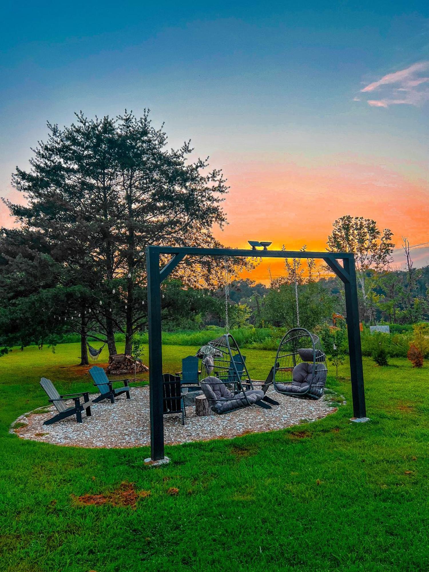Southern Charm 3br Fire Pit Pool Table 7beds * Sevierville